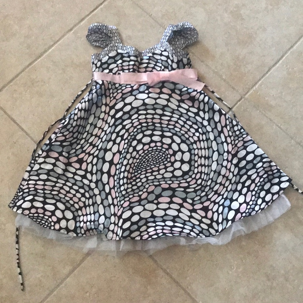 Girls dress